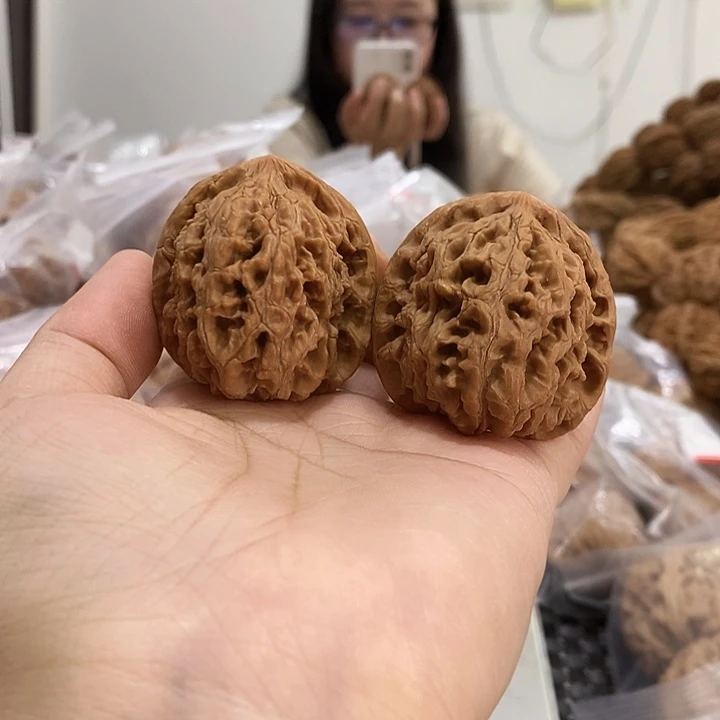 文玩核桃吊坠水龙纹39+有修
