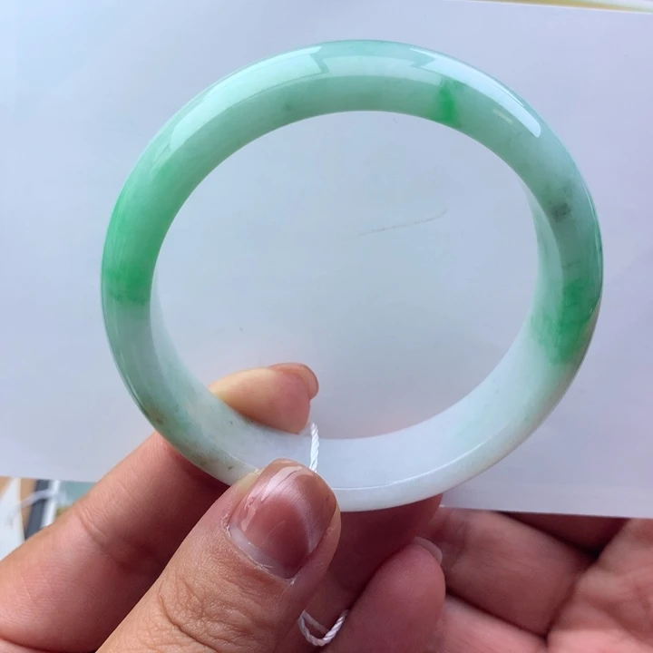 翡翠未镶嵌手镯天然翡翠手镯