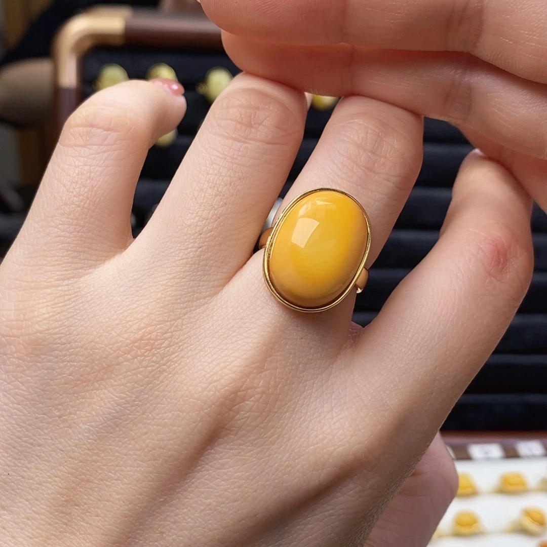 琥珀未镶嵌裸石成品