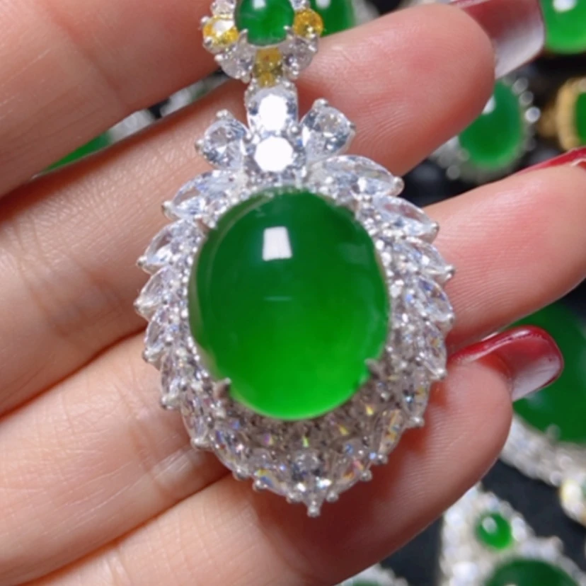 【闪购商品】翡翠颈饰银S925镶嵌翡翠