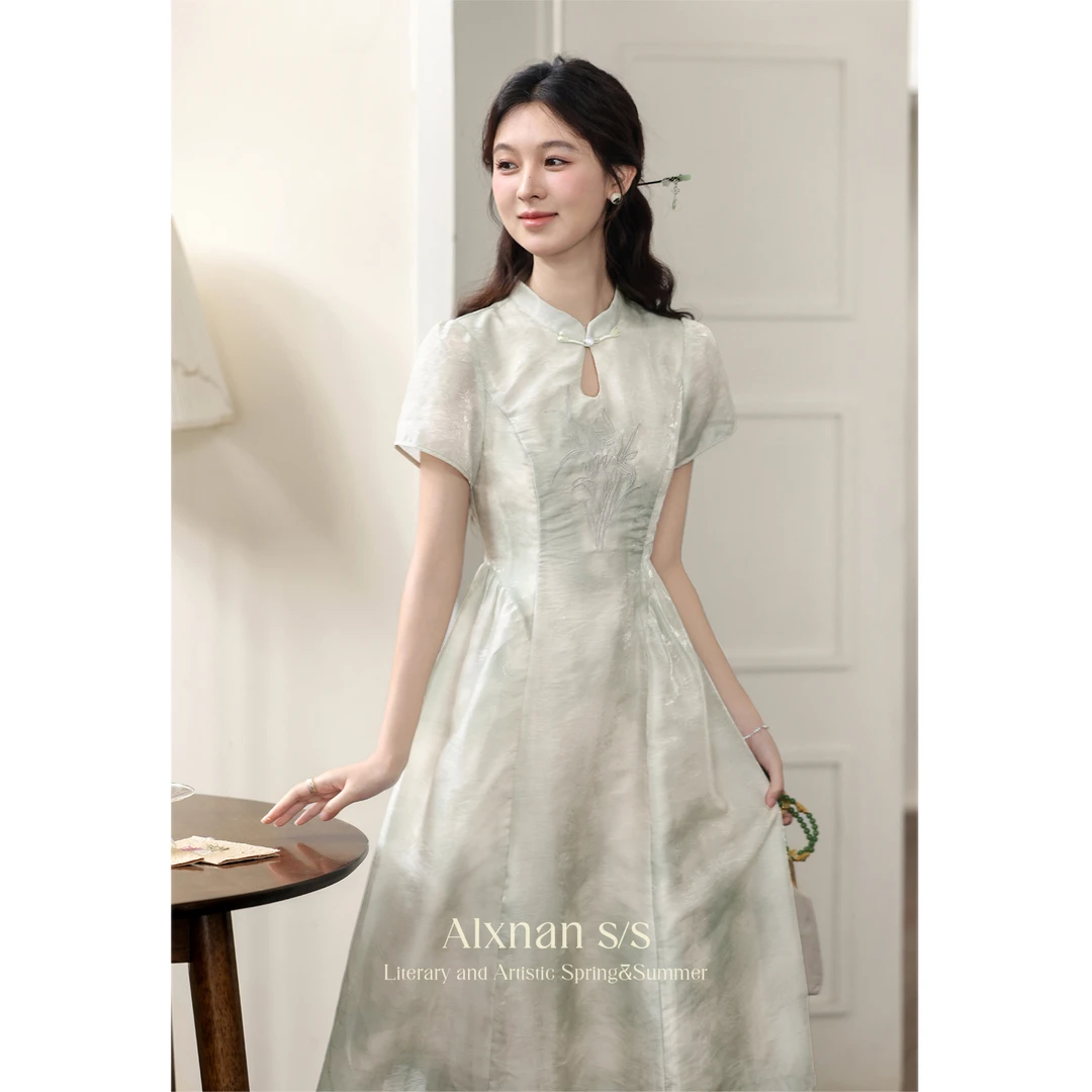 【粉丝福利】鹿向南 「竹韵云烟」连衣裙2025夏季新款温柔长裙L36136