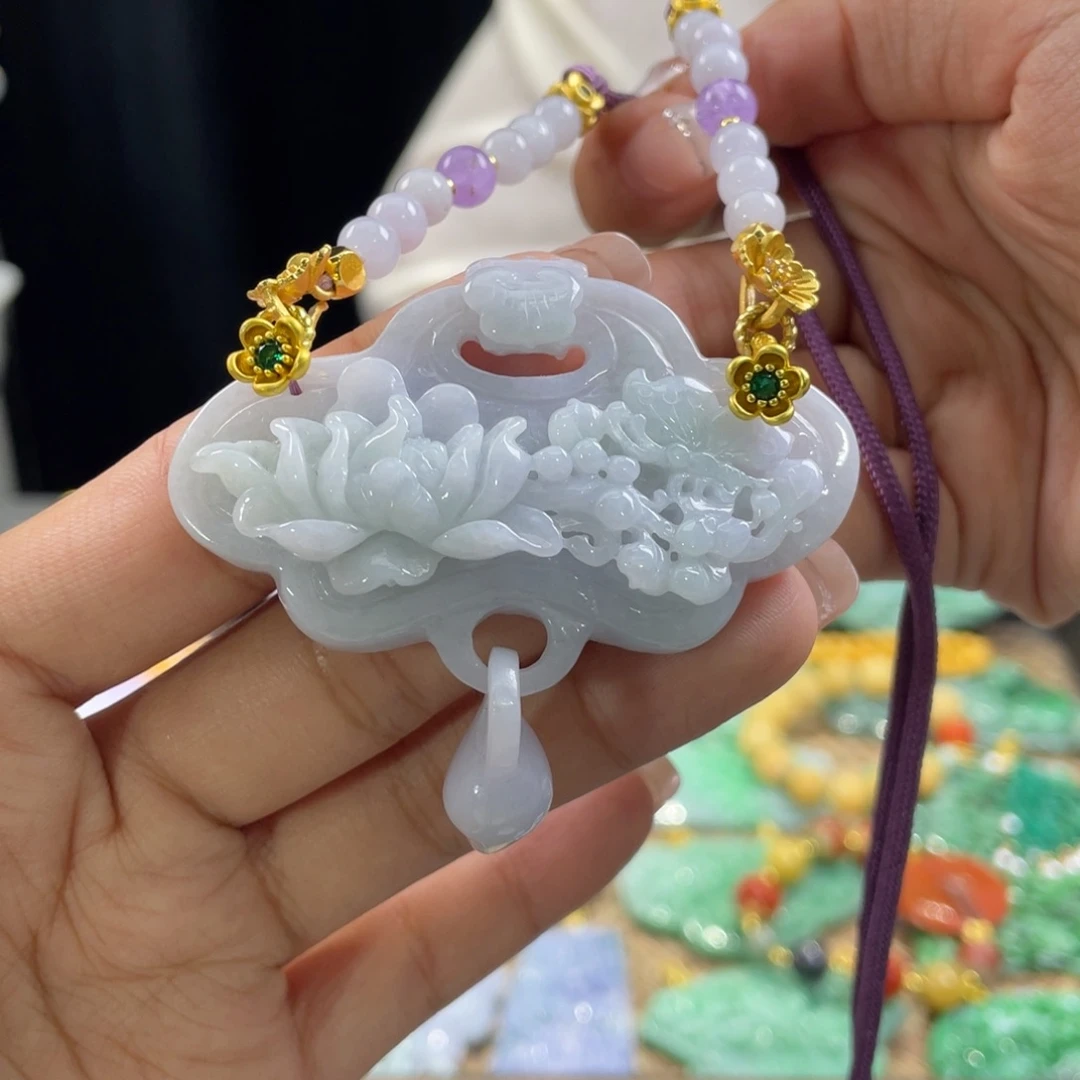 翡翠颈饰未镶嵌代编织