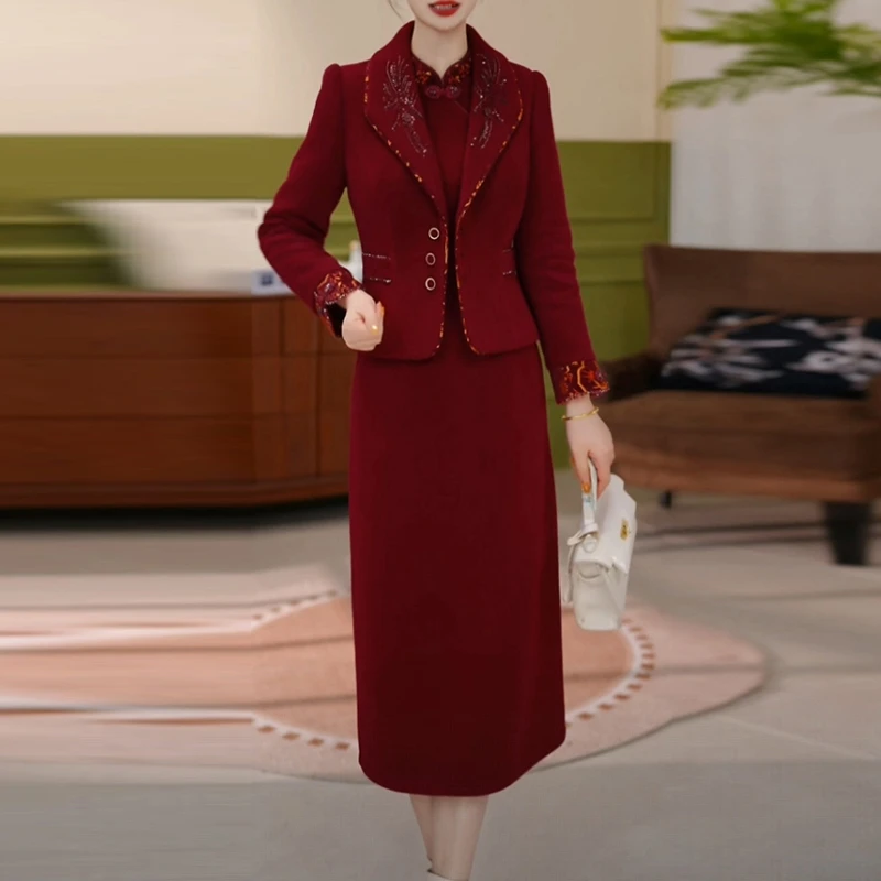 雪花绒红色婚宴礼服裙2025秋冬季新款高级感加厚保暖套装连衣裙子