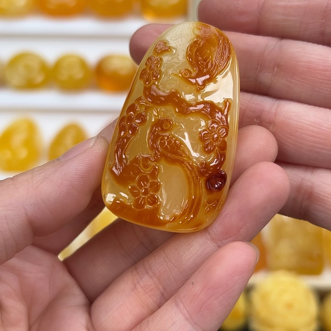 蜜蜡未镶嵌颈饰16.4克