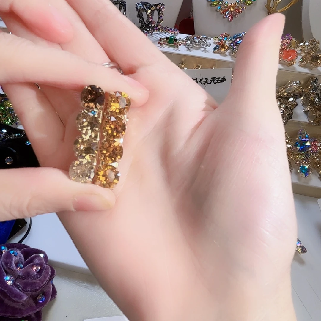 大理石铁合金施华xuij