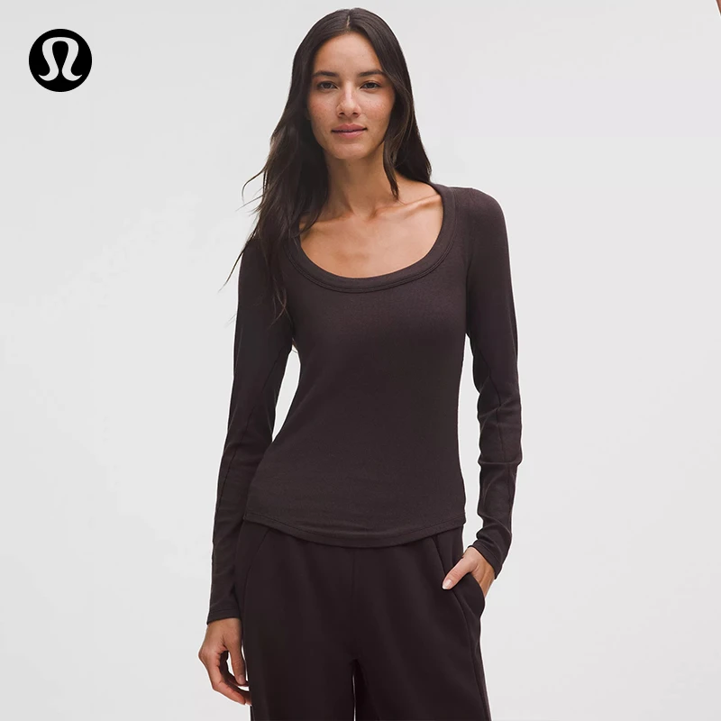 Hold Tight 女士紧身剪裁低圆领长袖 T 恤丨lululemon丨LW3JNOS