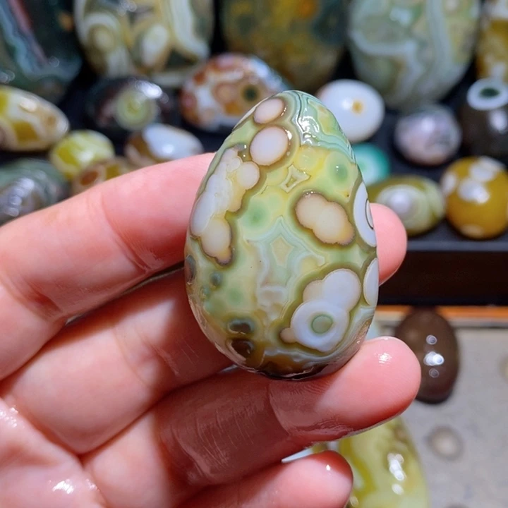 未镶嵌玛瑙/玉髓珠宝半成品80