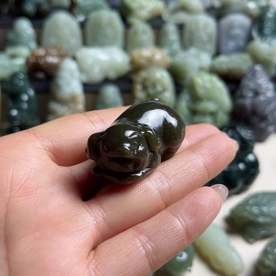 未镶嵌和田玉挂件