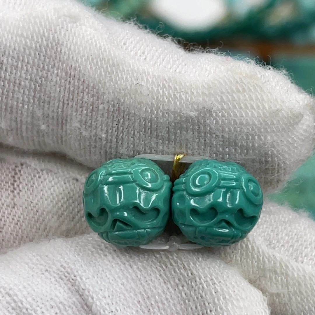 绿松石未镶嵌挂件