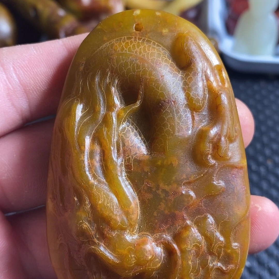 岫玉未镶嵌珠宝奇石