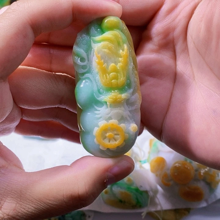 未镶嵌定制翡翠蓝****2翡翠龙牌