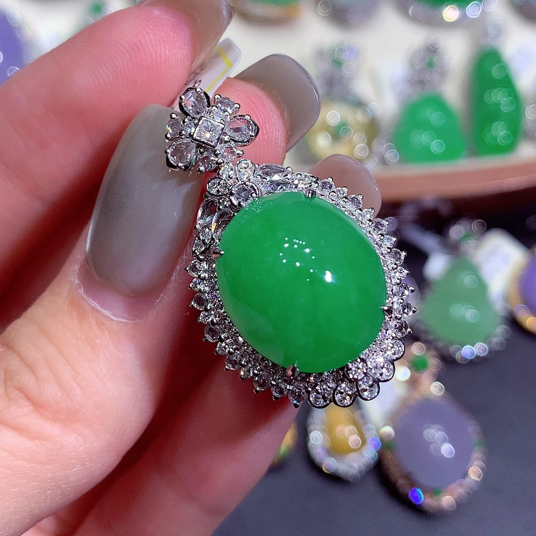 吊坠(不含链)18K金镶嵌翡翠