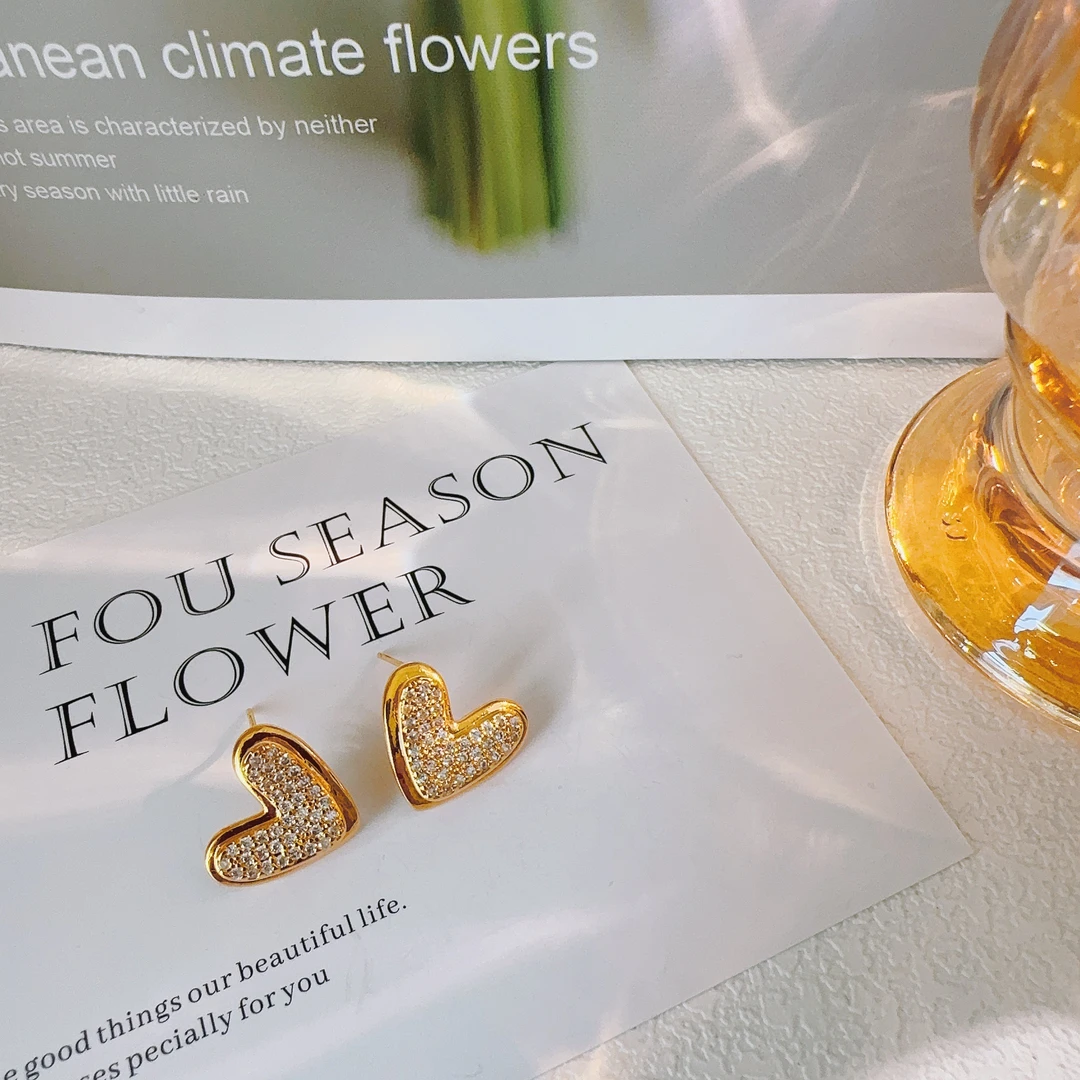 铜合金耳饰 5039 【维嘉饰品】爱心形气质轻奢时尚耳饰