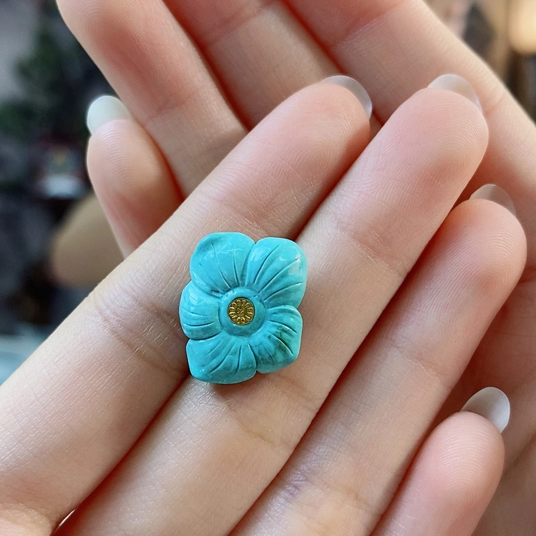 绿松石未镶嵌珠宝奇石