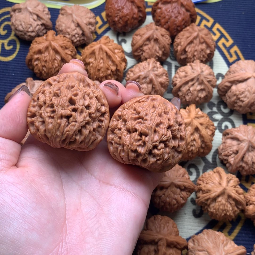 文玩核桃吊坠43水龙