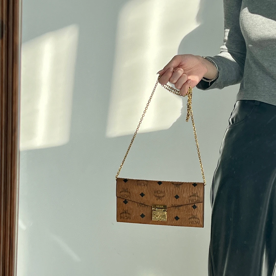 95新 MCM mcm干邑色老花woc斜挎包