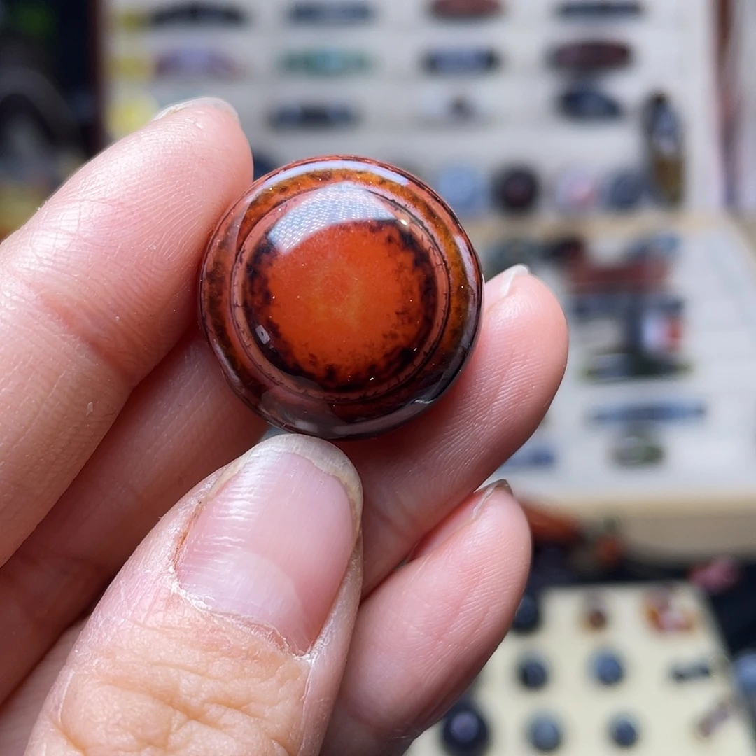 玛瑙/玉髓未镶嵌珠宝奇石