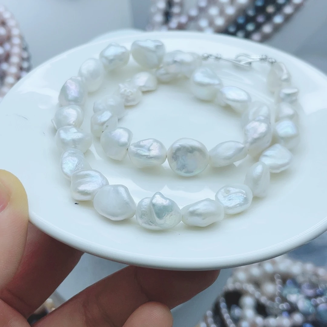 淡水珍珠颈饰钛钢