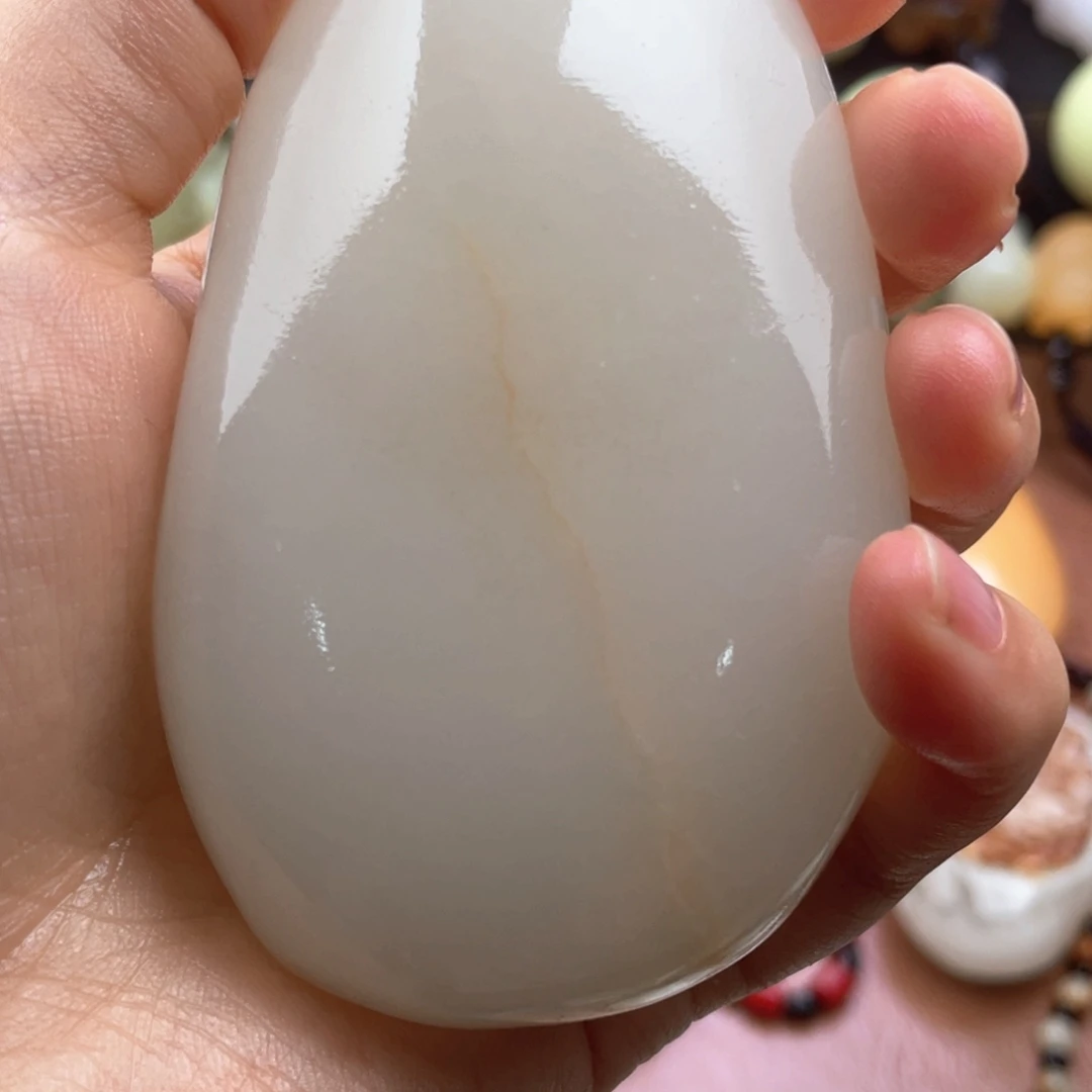 柯***昂石材天然古青石手把件