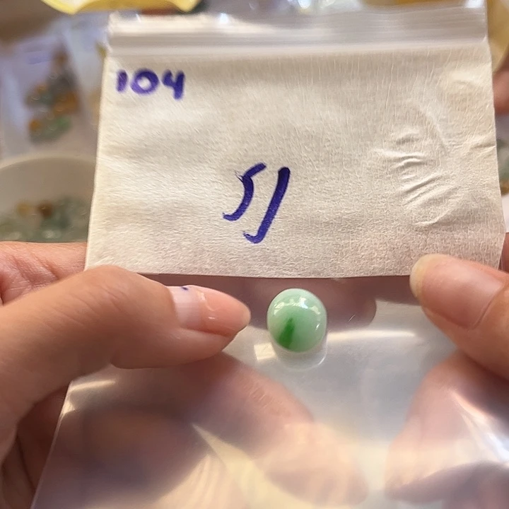 未镶嵌定制翡翠不退