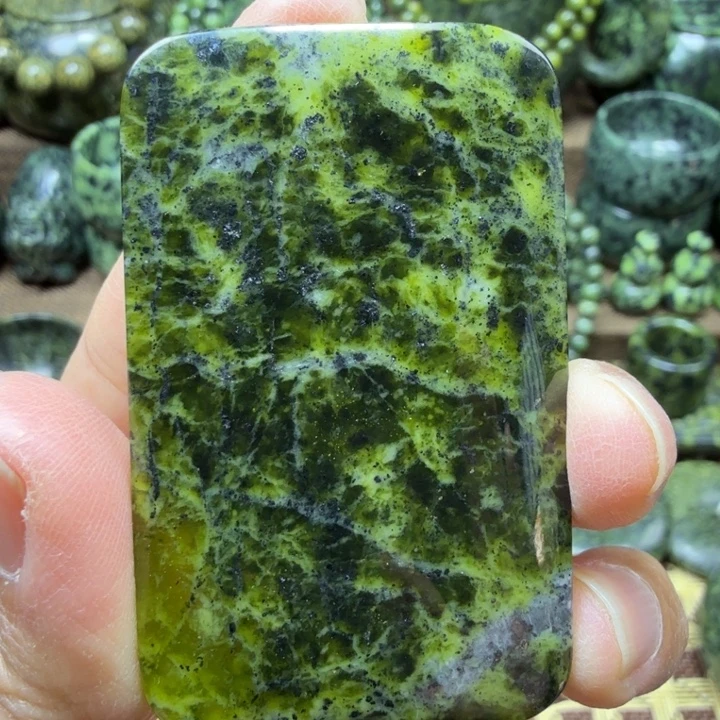 蛇纹石玉未镶嵌药王石能量养生产品