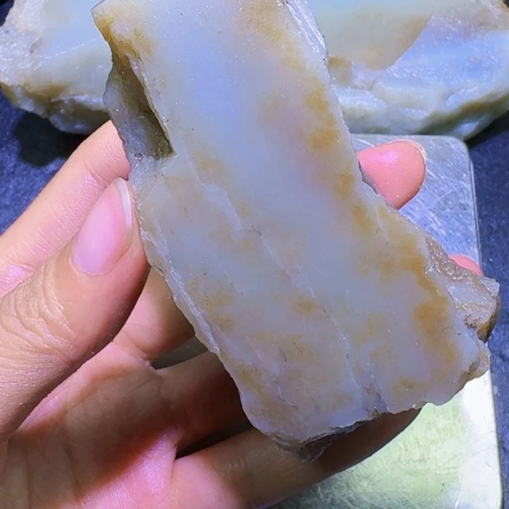 和田玉未镶嵌珠宝半成品