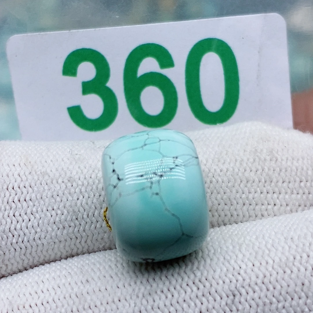 万***业未镶嵌绿松石珠宝奇石