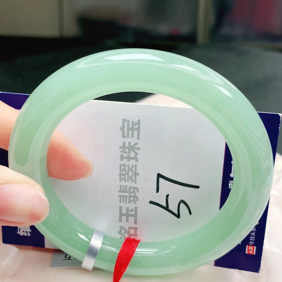 翡翠手镯未镶嵌缅甸天然a货翡翠手镯