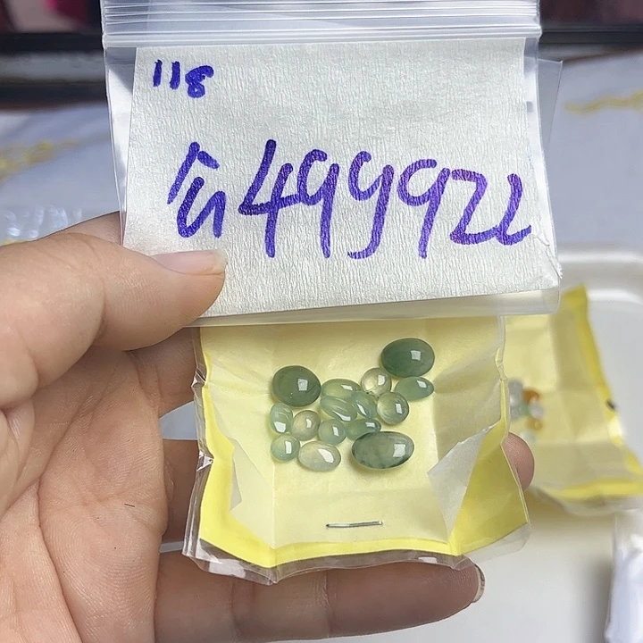 未镶嵌定制翡翠不退