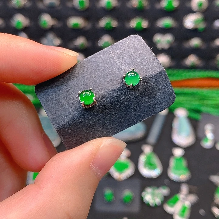 翡翠未镶嵌颈饰耳钉