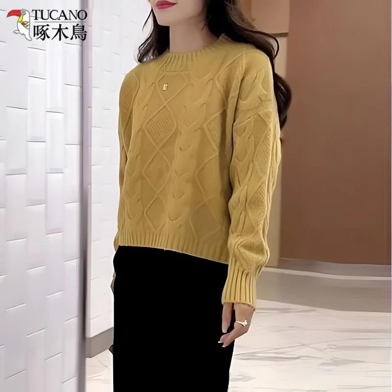 TUCANO/啄木鳥菱形圆领套头短款秋冬毛衣宽松显瘦针织衫女打底衫