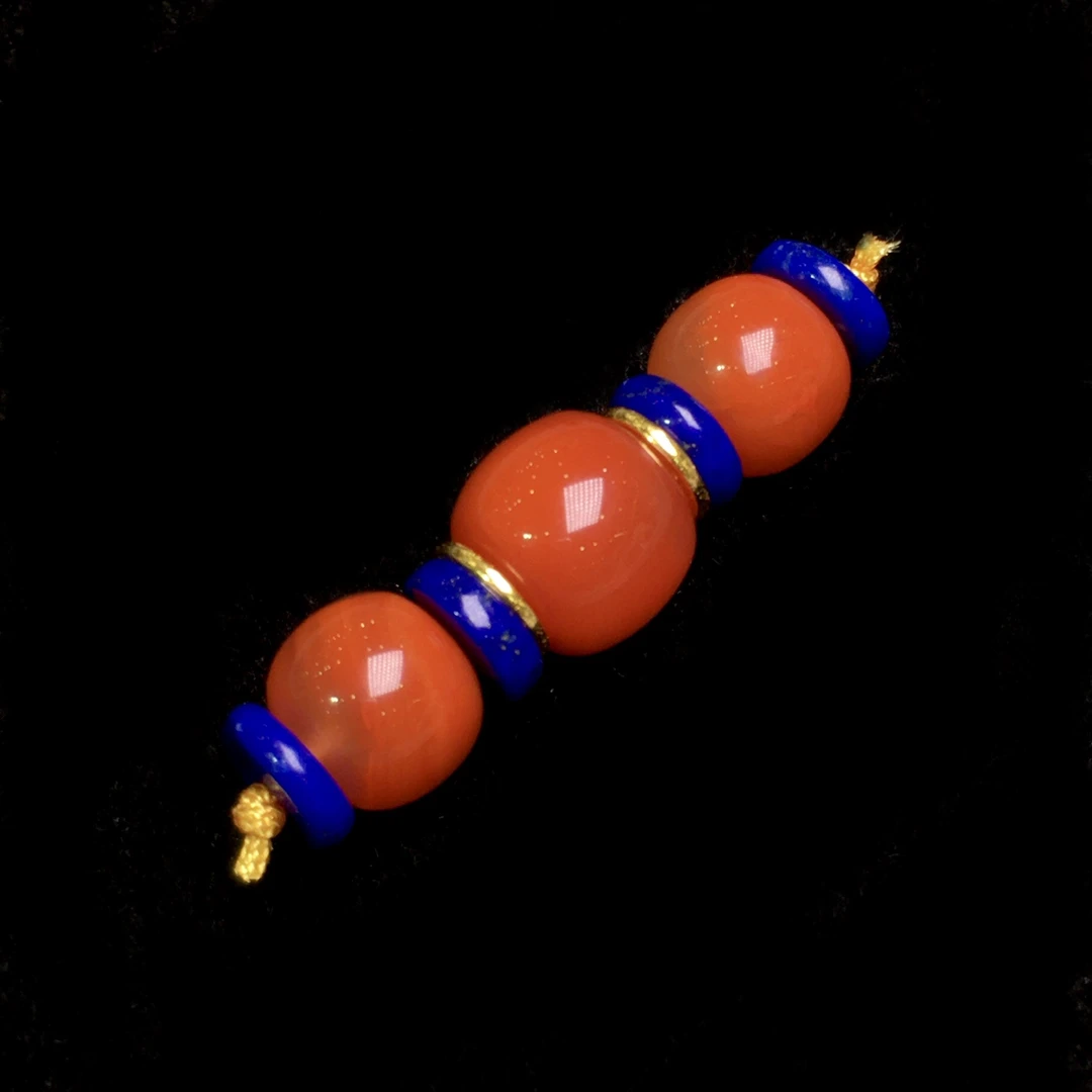 南红配饰老型时尚