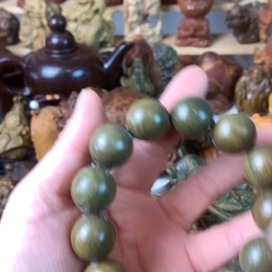 花梨木类绿檀木手串1.8老料
