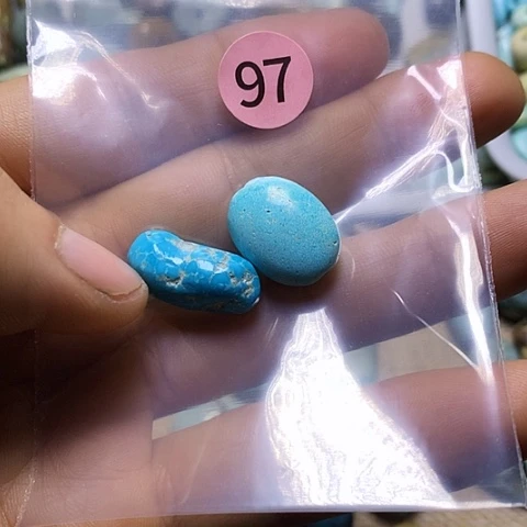 无非金属飞***哥配饰品店