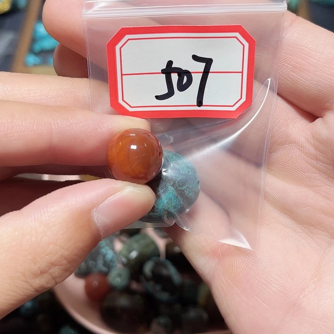 天***@玛瑙/玉髓未镶嵌圆珠桶珠老型手串！！