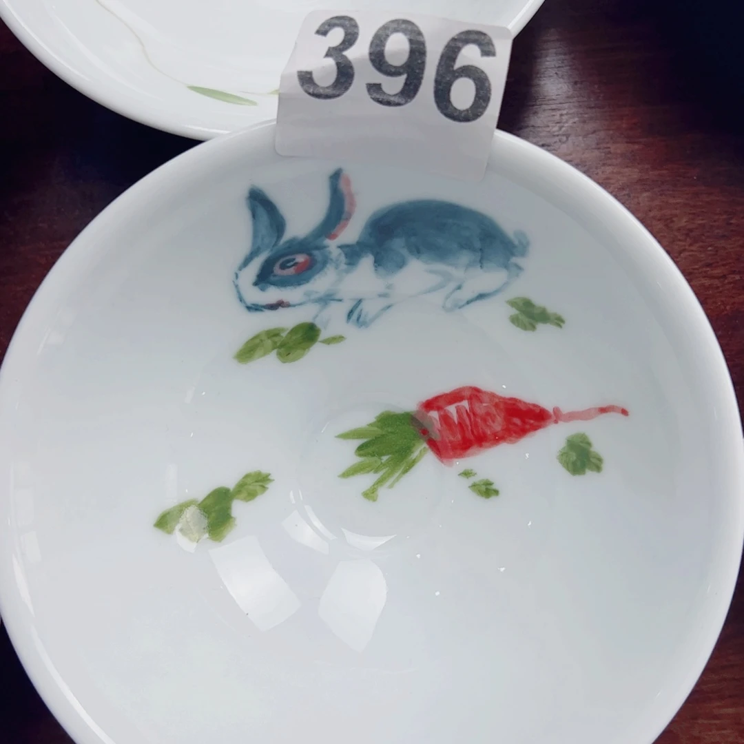 景德镇陶瓷手工手绘制作