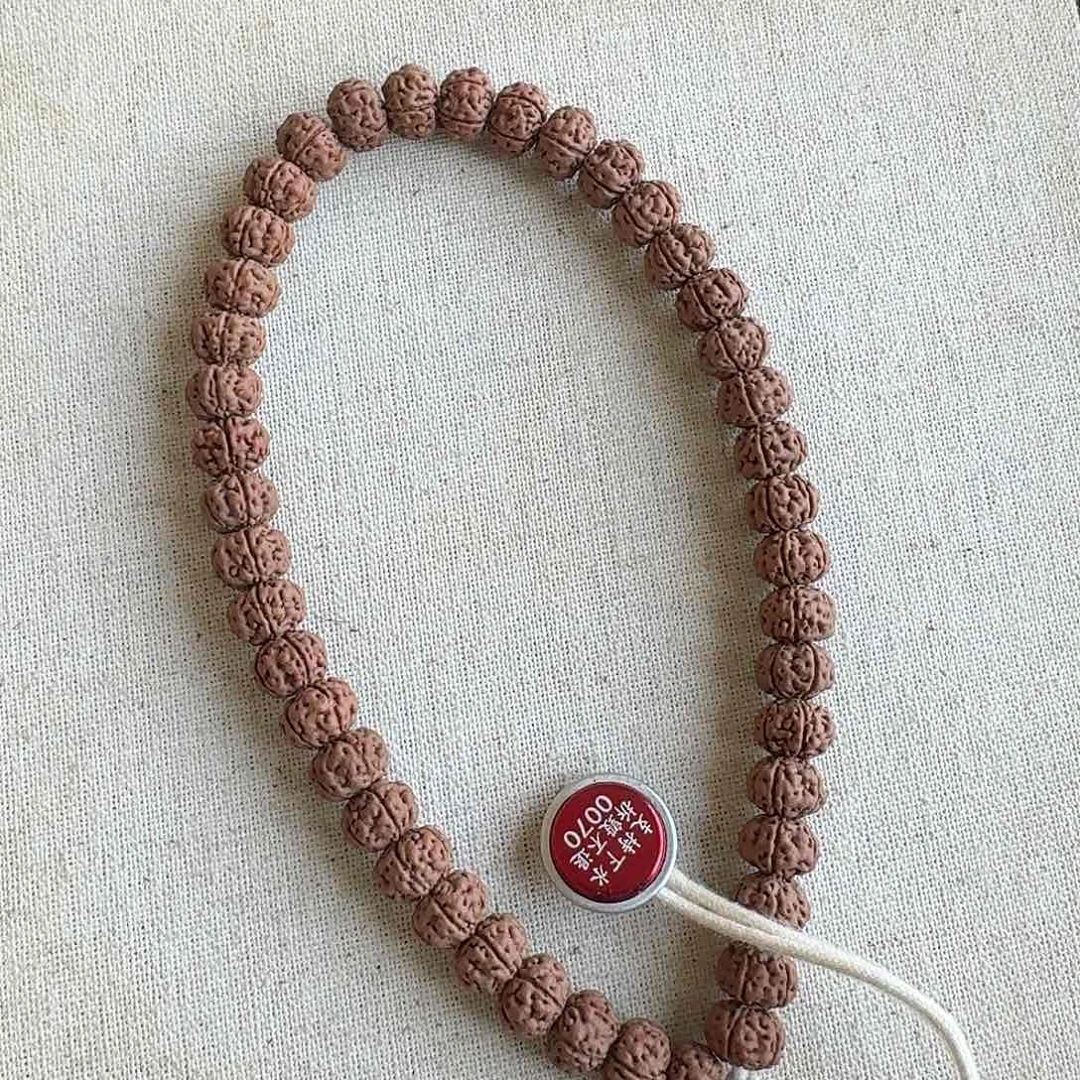 金刚菩提手串M****i老树王8.7超头手持