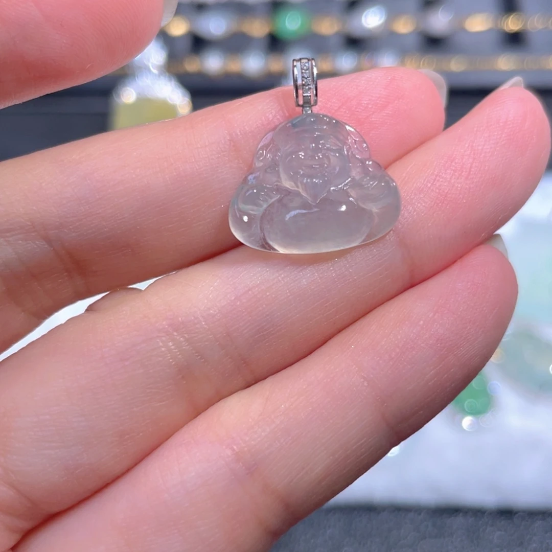 翡翠18K金镶嵌颈饰翡翠