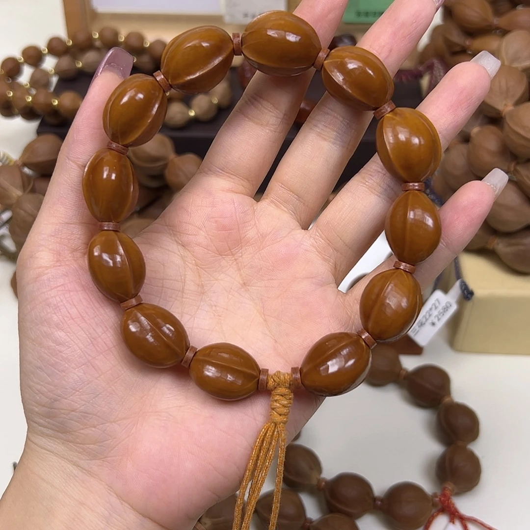****离手串/手链橄榄核三花抛光鲨鱼背