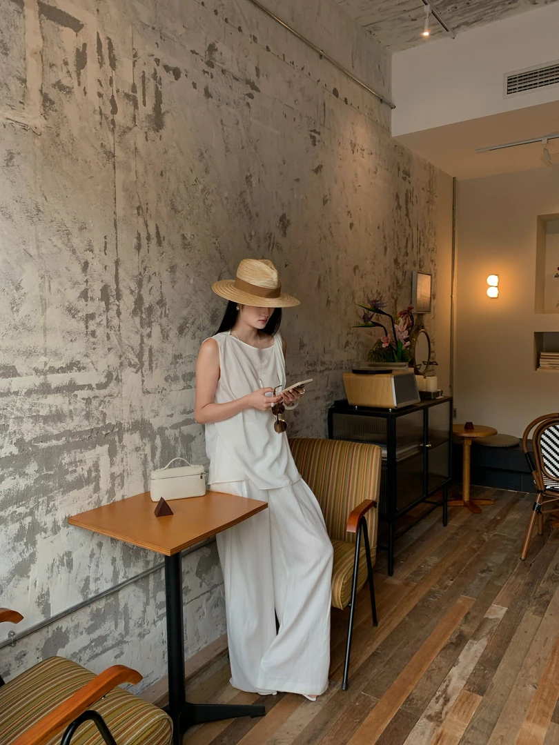 Ah·Jing 梓静【扭结焦点】夏季老钱静奢天丝亚麻不对称上衣0709