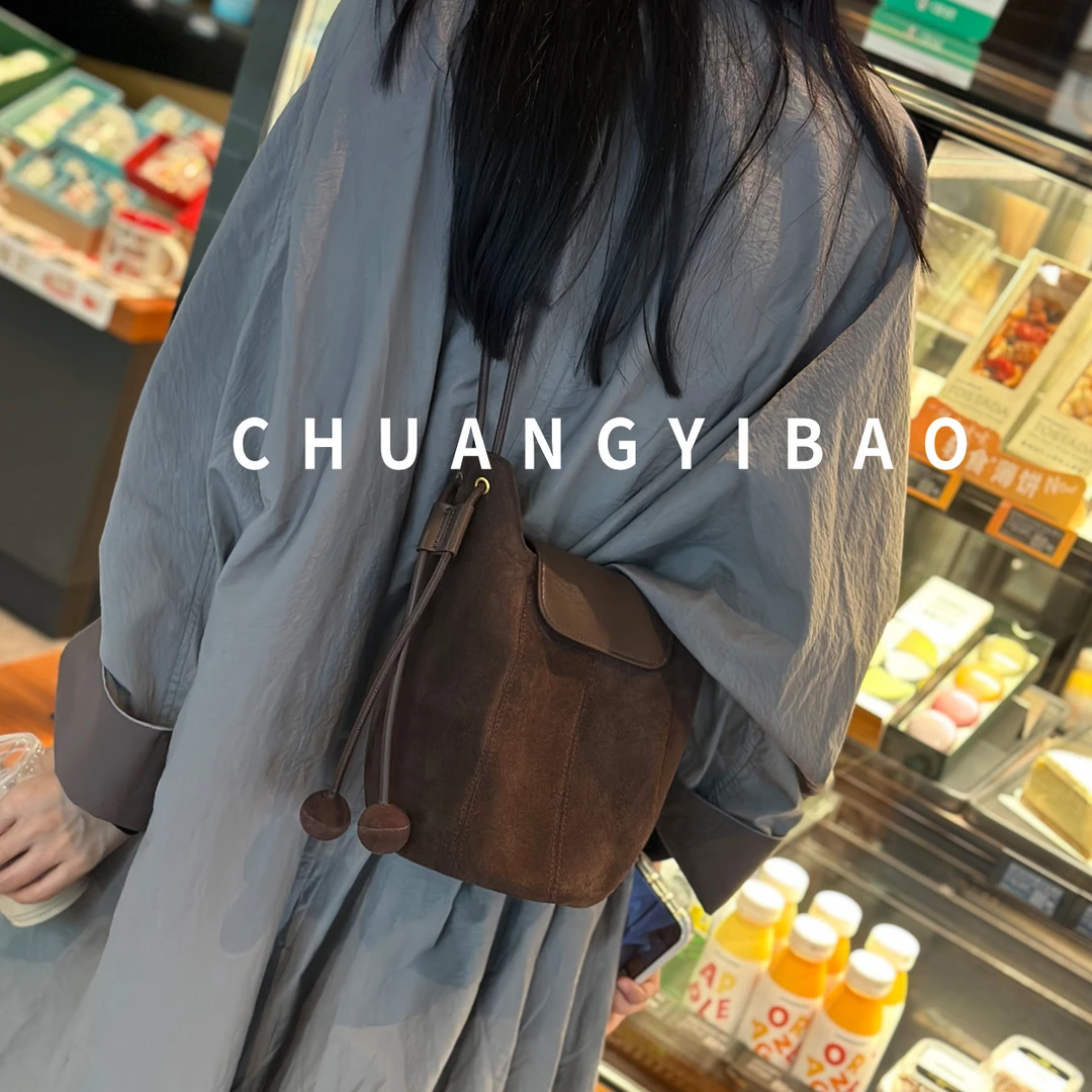 超火麂皮南瓜包包女式2025新款秋冬通勤小包高级感百搭单肩斜挎包