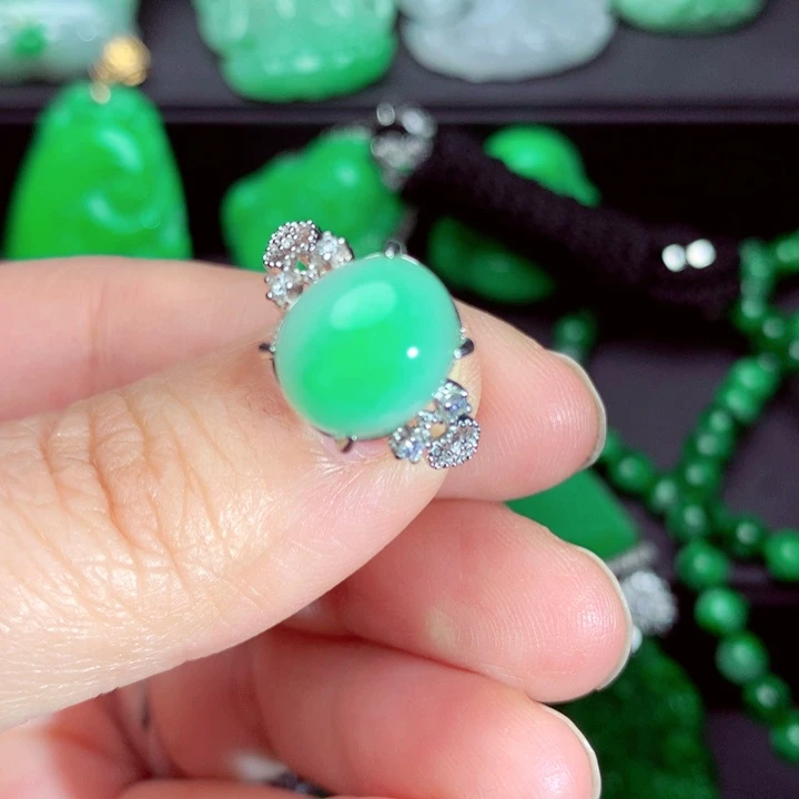 翡翠未镶嵌毛衣链