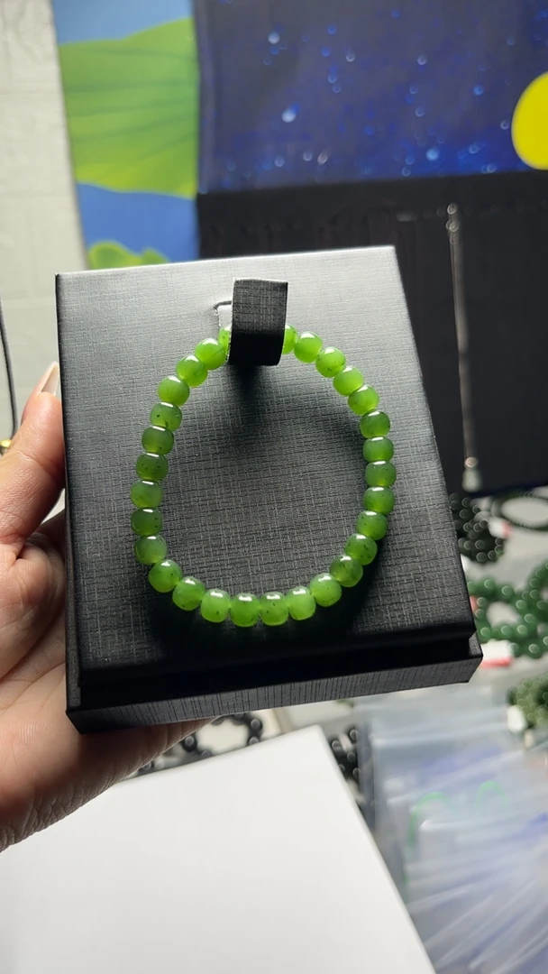 俄罗斯卡6mm碧玉辣绿时尚绿色老型单圈精美微黑点[多样性发一】