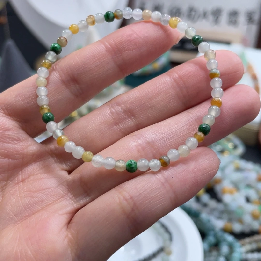 翡翠未镶嵌颈饰卡3+