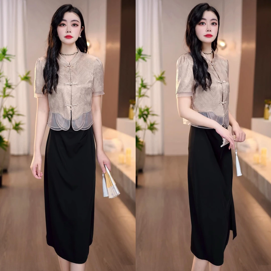 2025夏季中式盘扣香槟色缎面短袖小衫+黑色连衣裙两件套M-4XL