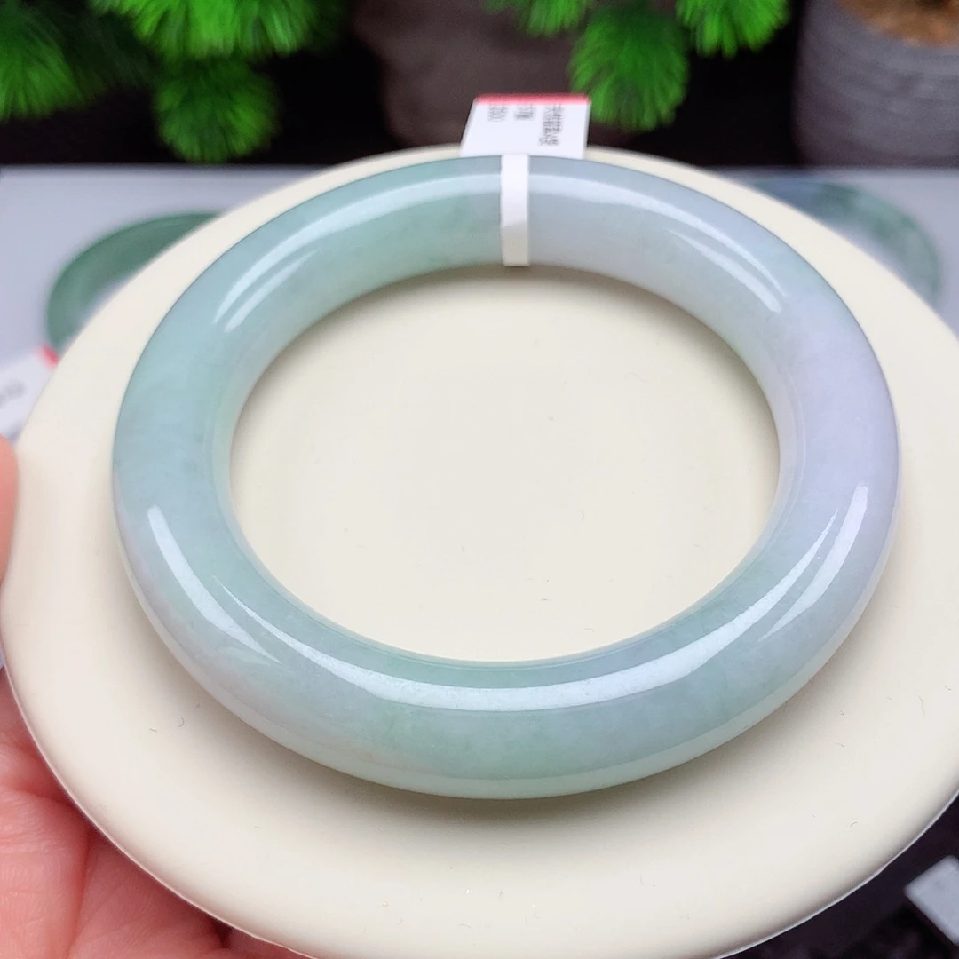 翡翠未镶嵌手镯57圈