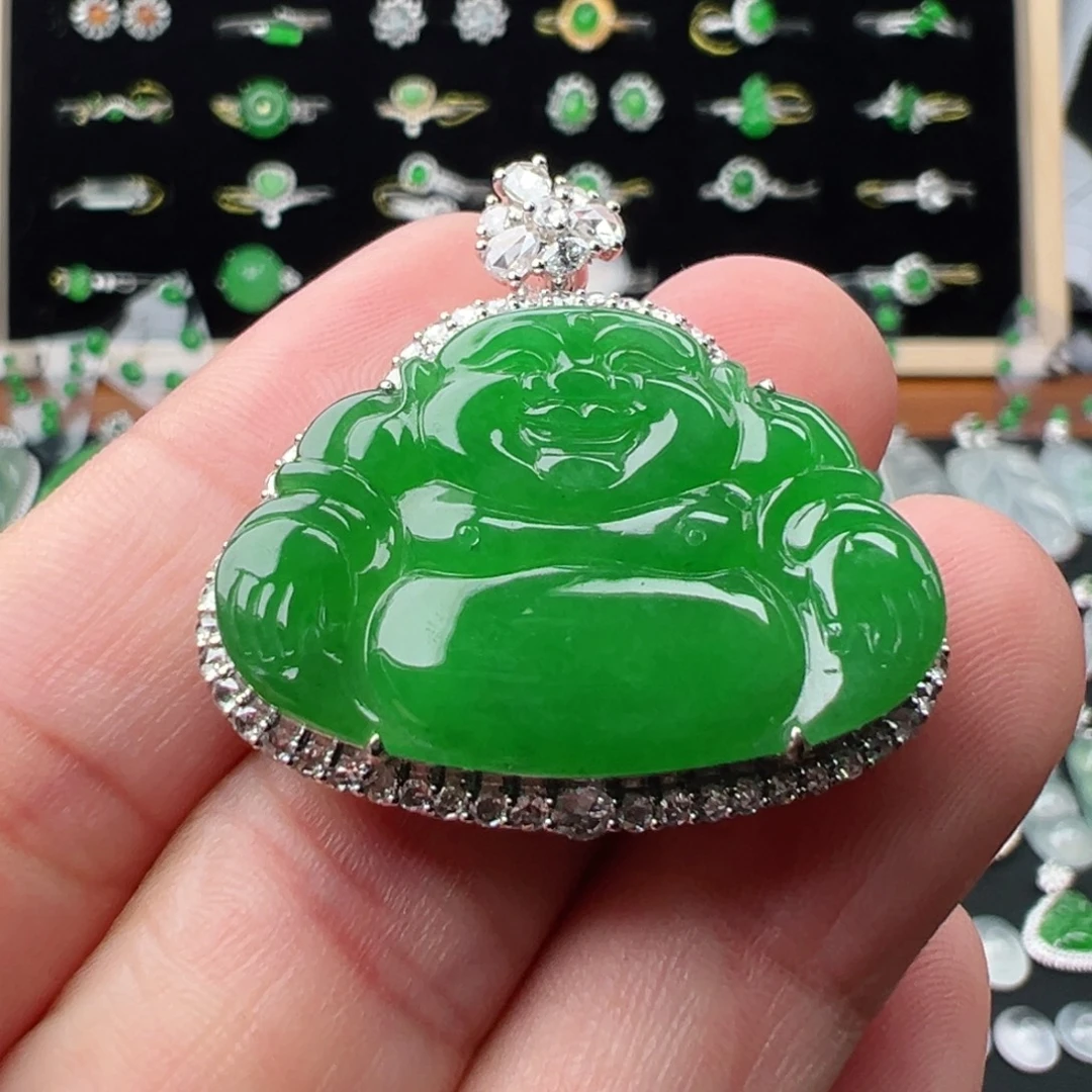 颈饰18K金镶嵌翡翠佛20.7