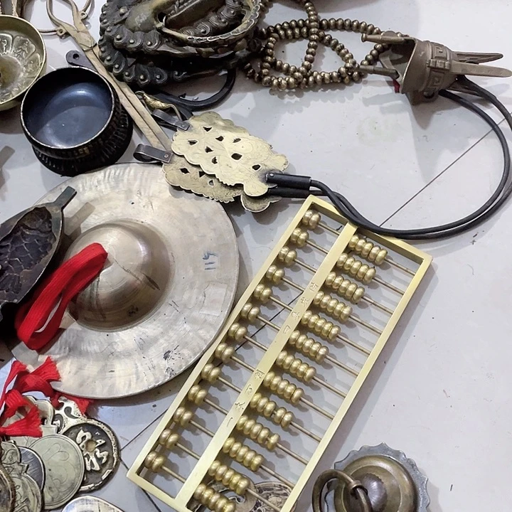 老式铜件古朴典雅别致的