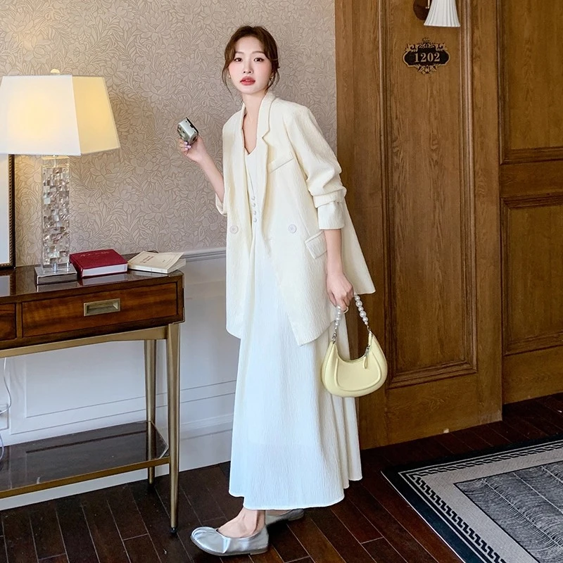 大码法式气质吊带连衣裙套装女2025春秋胖mm简约纹理感西装两件套