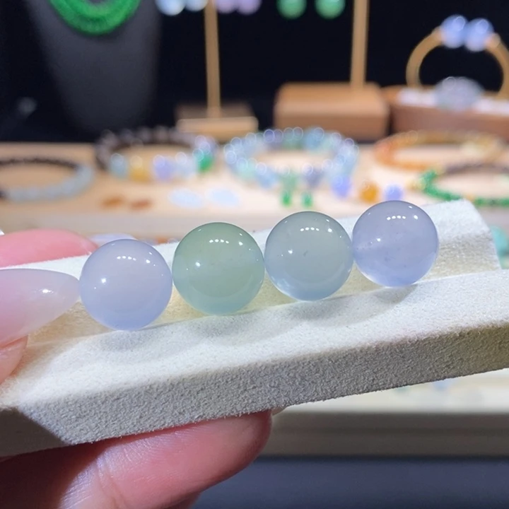 翡翠未镶嵌吊坠(不含链)翡翠高冰梦幻珠